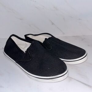 Activ pro black slip on low top shoes sz S.    (C23)